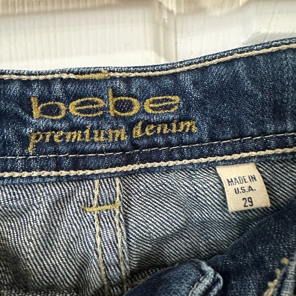 Distressed BEBE jeans - Picture 4 of 5